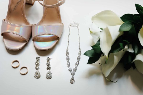 Accessoires de mariée : Détails qui font la différence