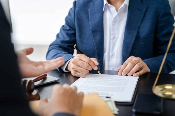 Effacer un casier judiciaire, c'est possible?